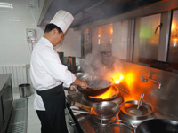 ���ɵ糧ְ��ʳ�ú��